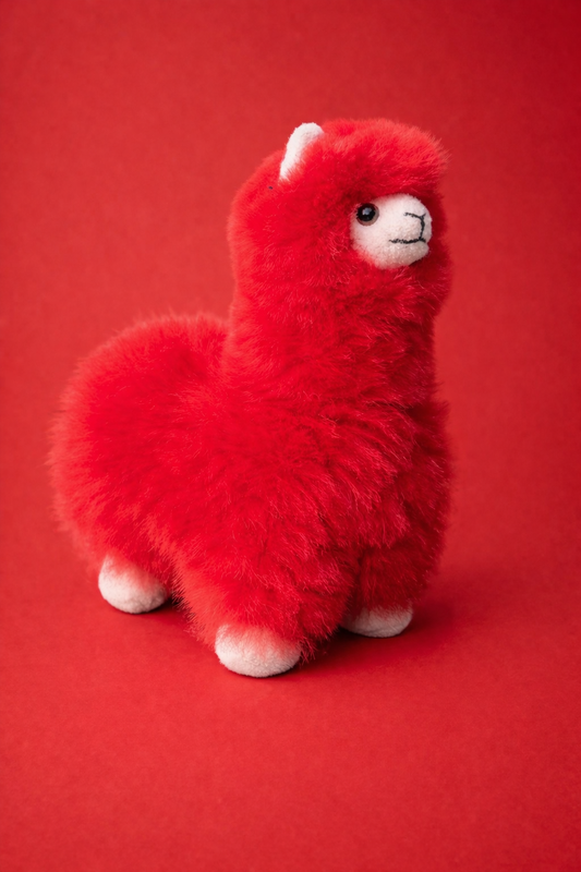 Rode Alpaca Knuffel – Handgemaakt uit Peru