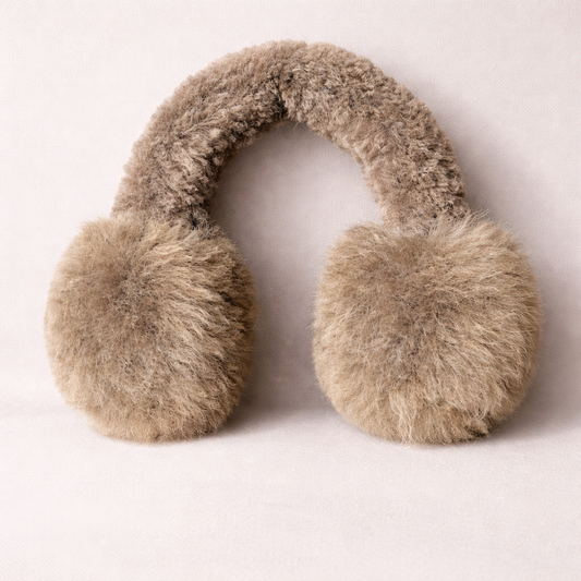 Oorwarmers Naturel Bruin – Baby Alpaca, Handgemaakt