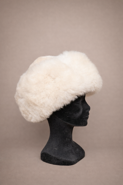 Crème Russische Muts – Baby Alpaca, Handgemaakt